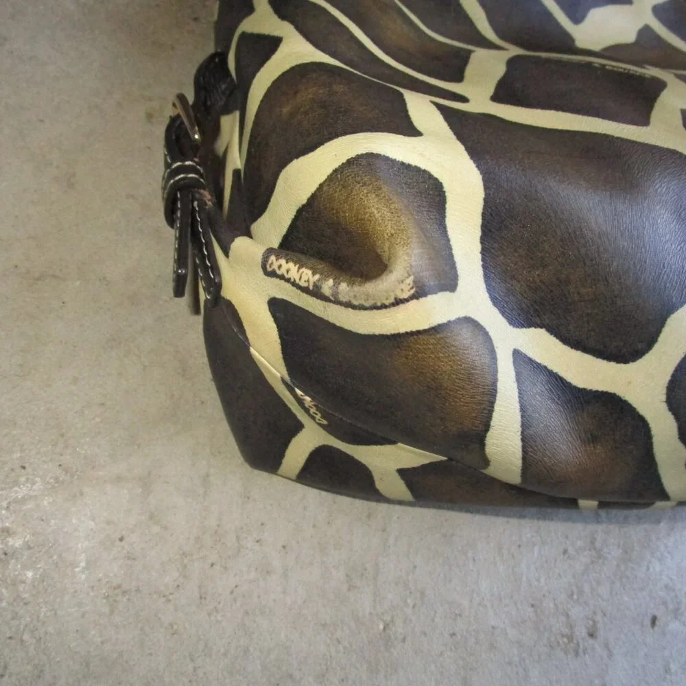 Vintage Dooney and Bourke Y2K leather giraffe print hobo - Picture 5 of 12